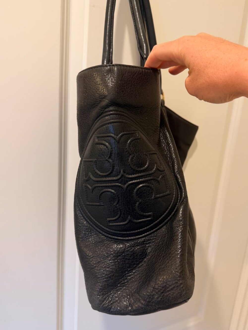Black Tory Burch Purse/Tote - Picture 3 of 11